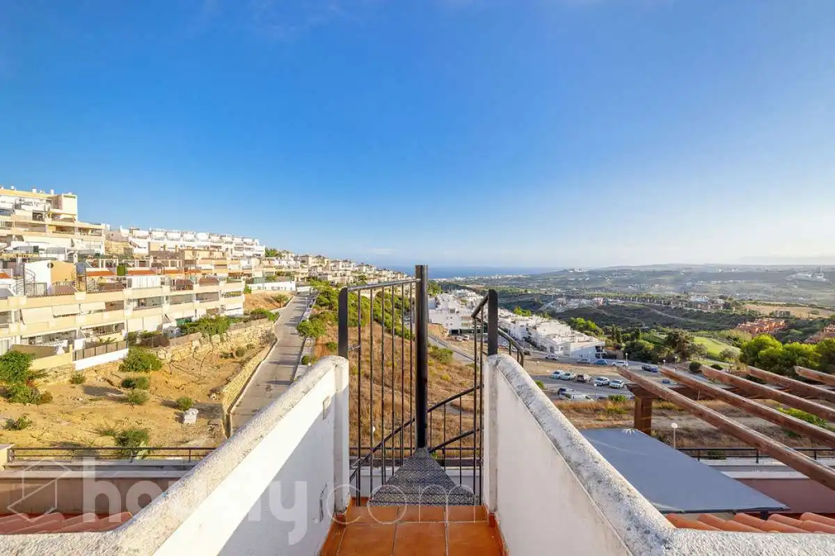 Exterior view of Flat for sale in Doña Julia Golf