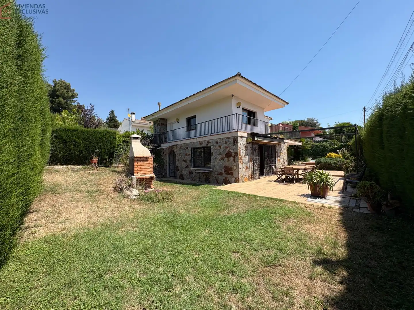 Vista exterior de Casa o xalet en venda en Caldes de Montbui amb Calefacció, Jardí privat i Terrassa