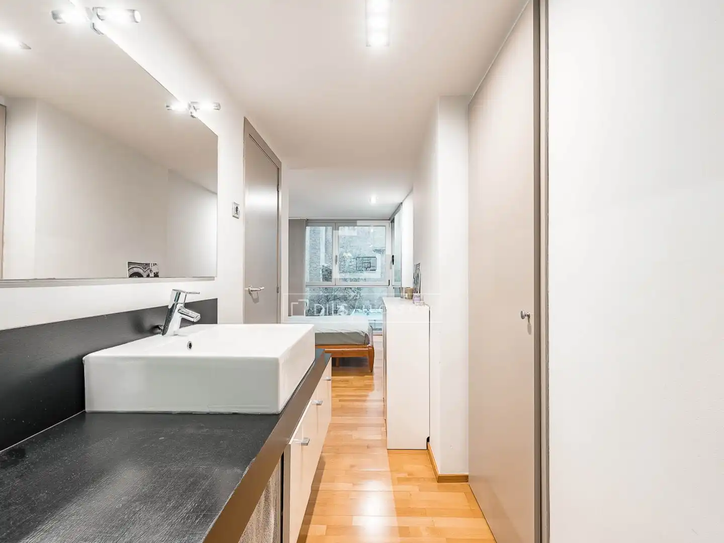 Bany de Casa o xalet en venda en Barcelona amb Aire condicionat, Terrassa i Piscina