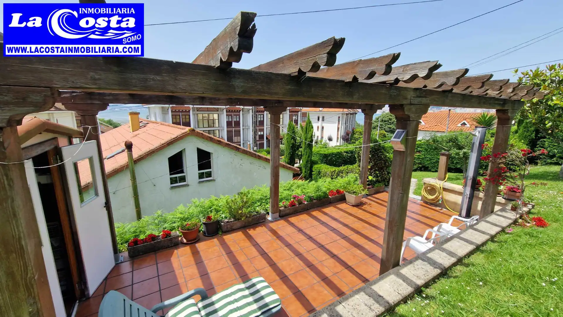 Terrace of Detached homes for sale in Marina de Cudeyo  with Private garden, Terrace and Oven