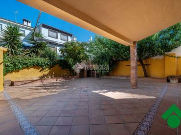 Casa aparellada en venda a Híjar