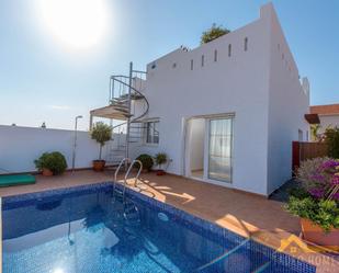 Swimming pool of House or chalet for sale in Los Alcázares  with Air Conditioner, Heating and Terrace