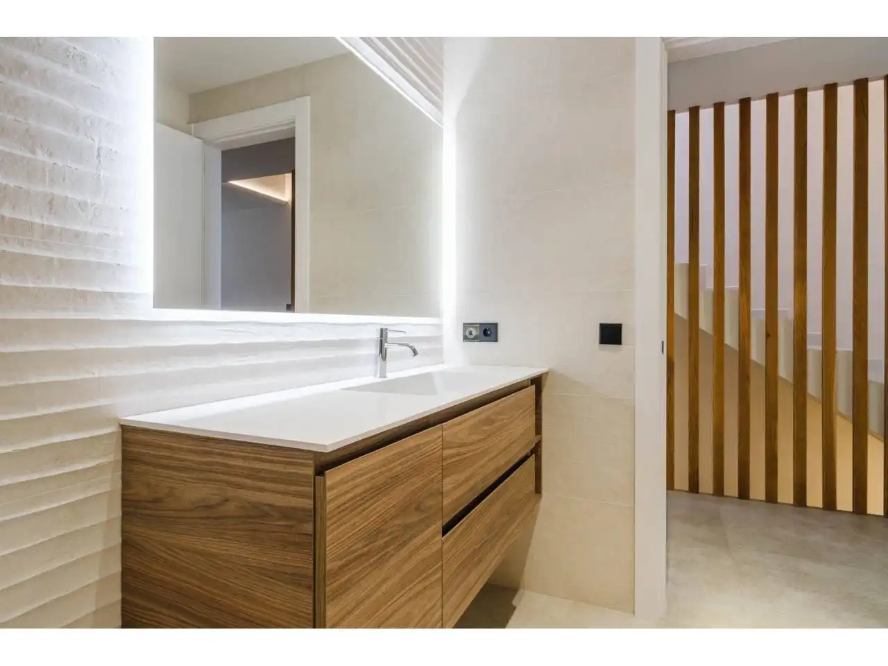Bathroom of Houses for sale in Casserres  with Air Conditioner, Heating and Terrace