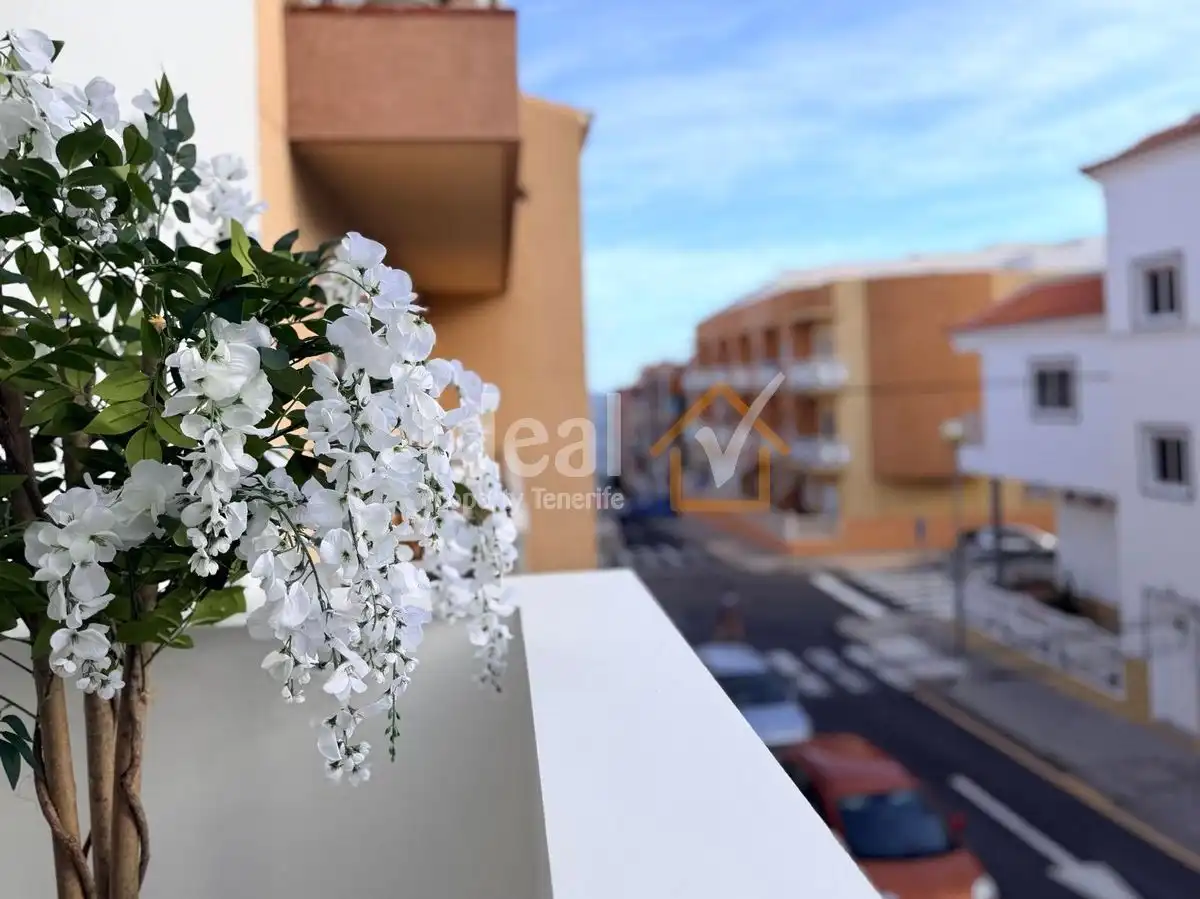 Terrasse von Wohnungen zum Verkauf in Granadilla de Abona mit Klimaanlage, Terrasse und Möbliert