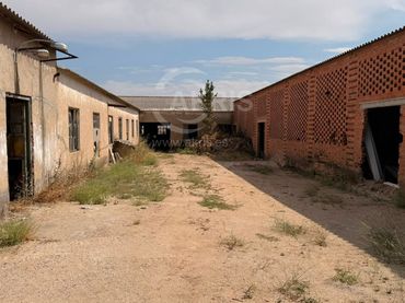 Nave industrielle à vendre à Eras