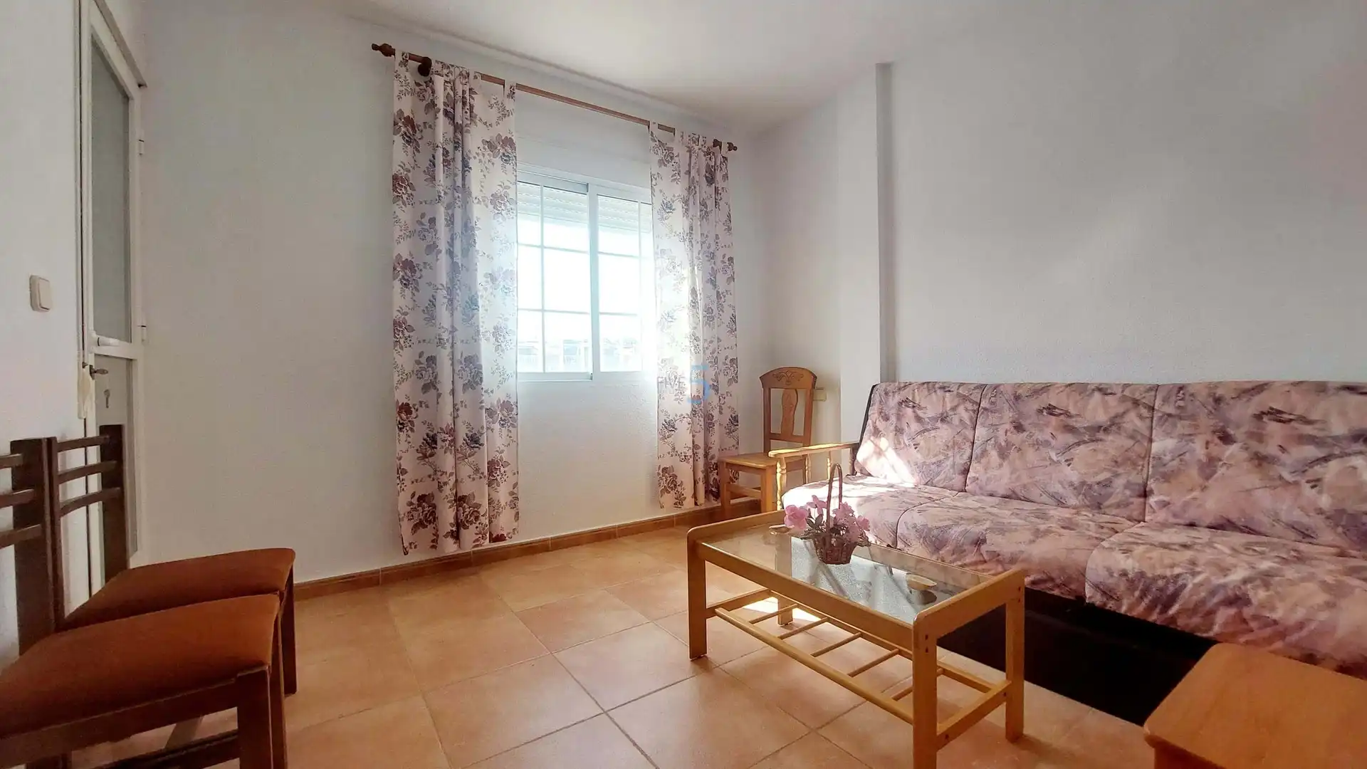 Dormitori de Casa adosada en venda en Los Alcázares amb Terrassa, Moblat i Balcó