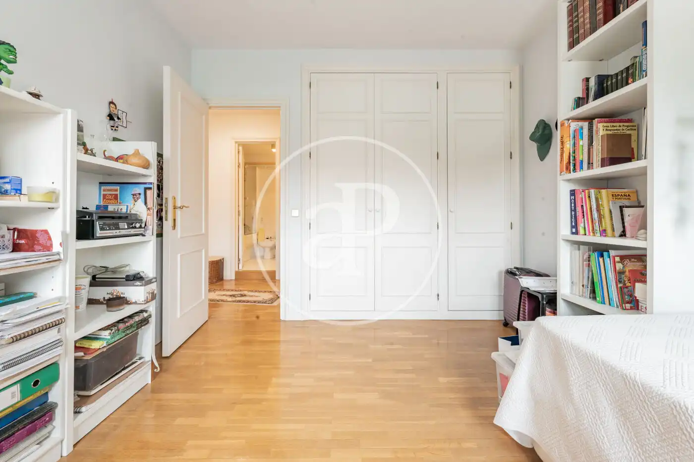 Bedroom of Detached homes for sale in Madrid  with Air Conditioner, Heating and Private garden