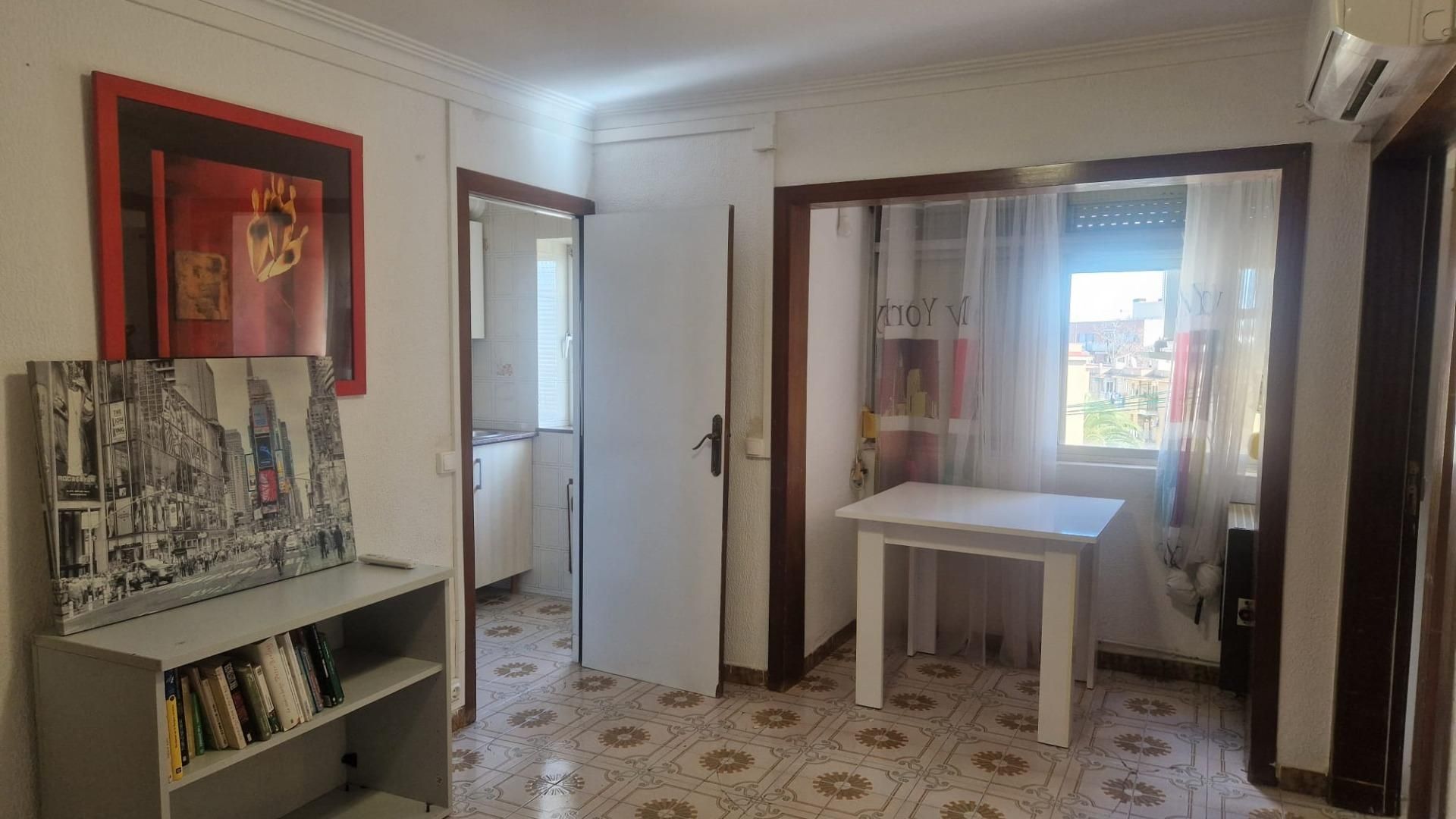 Dormitori de Pis en venda en  Barcelona Capital amb Aire condicionat i Traster