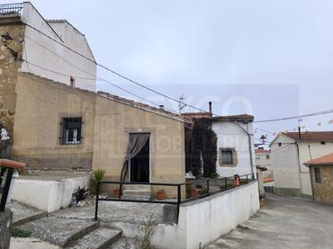 Adossat en venda a Baños de Rioja