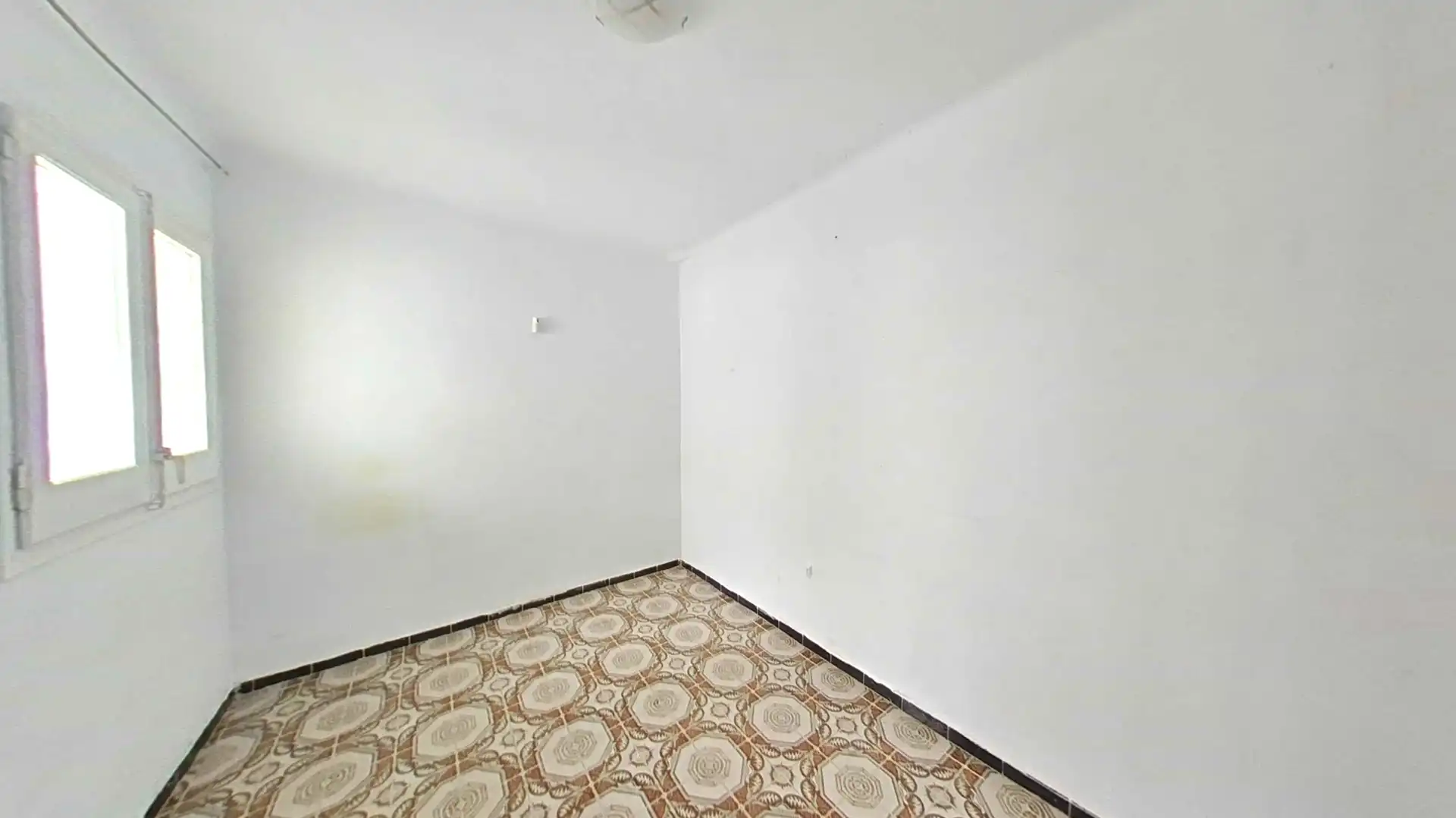 Piso en venta en Badalona con Calefacción, Terraza y Balcón