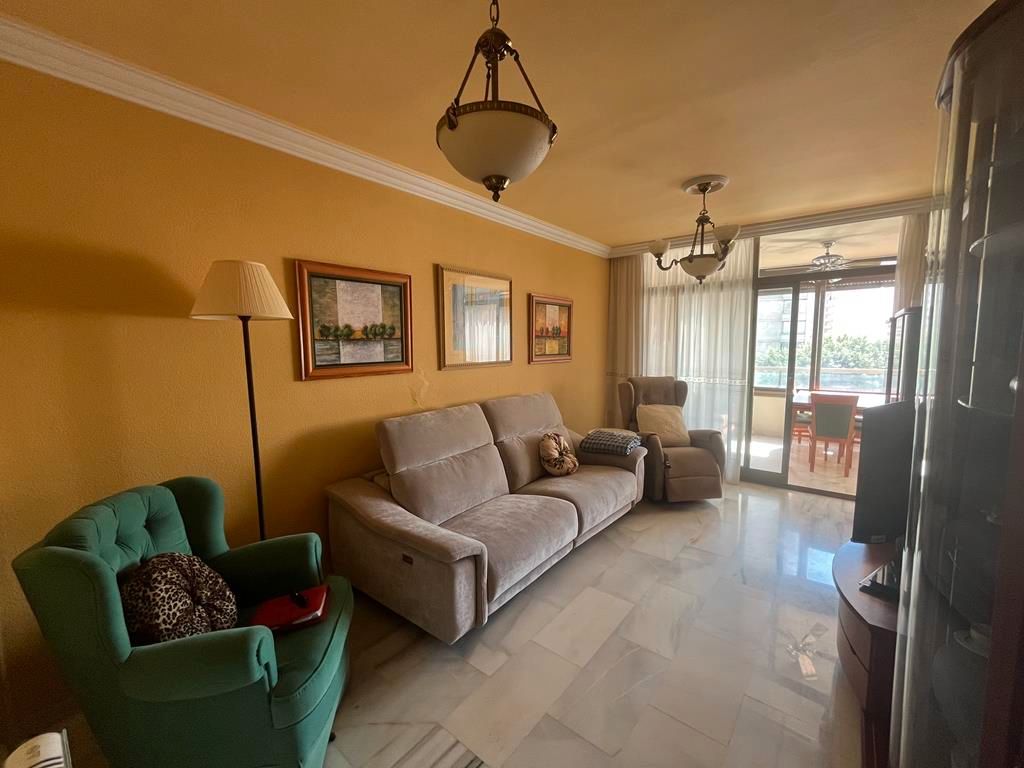 Living room of Apartment for sale in Benidorm  with Air Conditioner, Heating and Terrace
