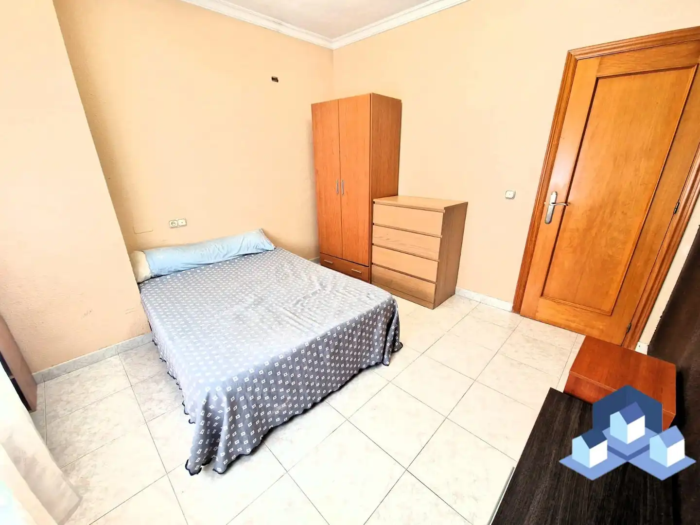 Habitación de Piso en venta en Lorca con Amueblado y Balcón