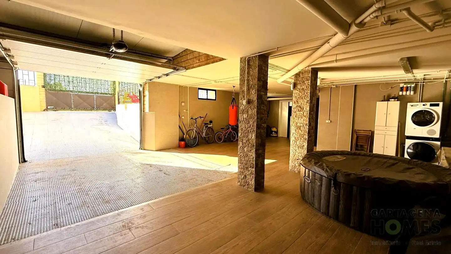 Casa adosada en venta en Cartagena con Aire acondicionado, Jardín privado y Parquet