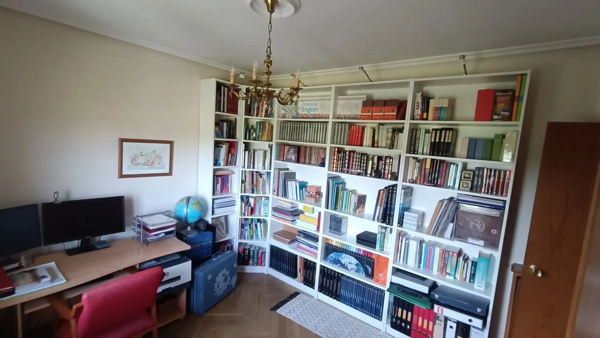 Sala d'estar de Casa o xalet en venda en Carracedelo amb Calefacció, Jardí privat i Terrassa