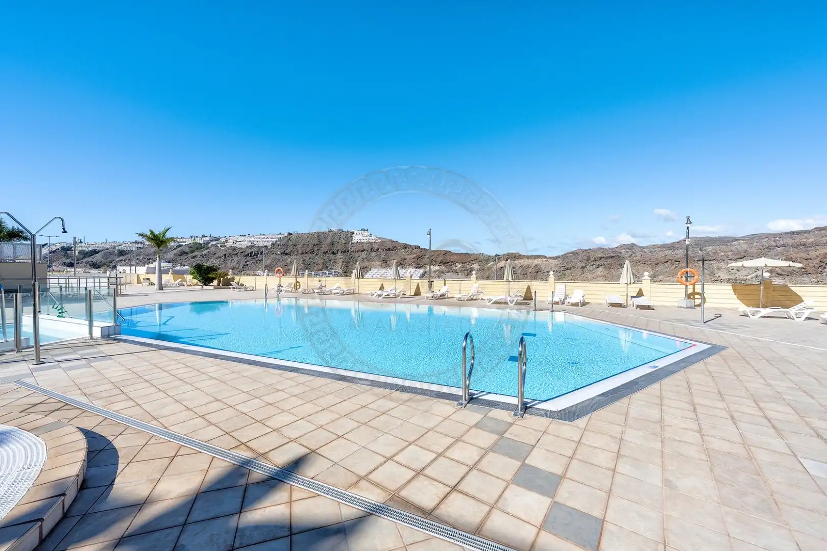 Piscina de Casa adosada de alquiler en Mogán con Aire acondicionado, Jardín privado y Terraza