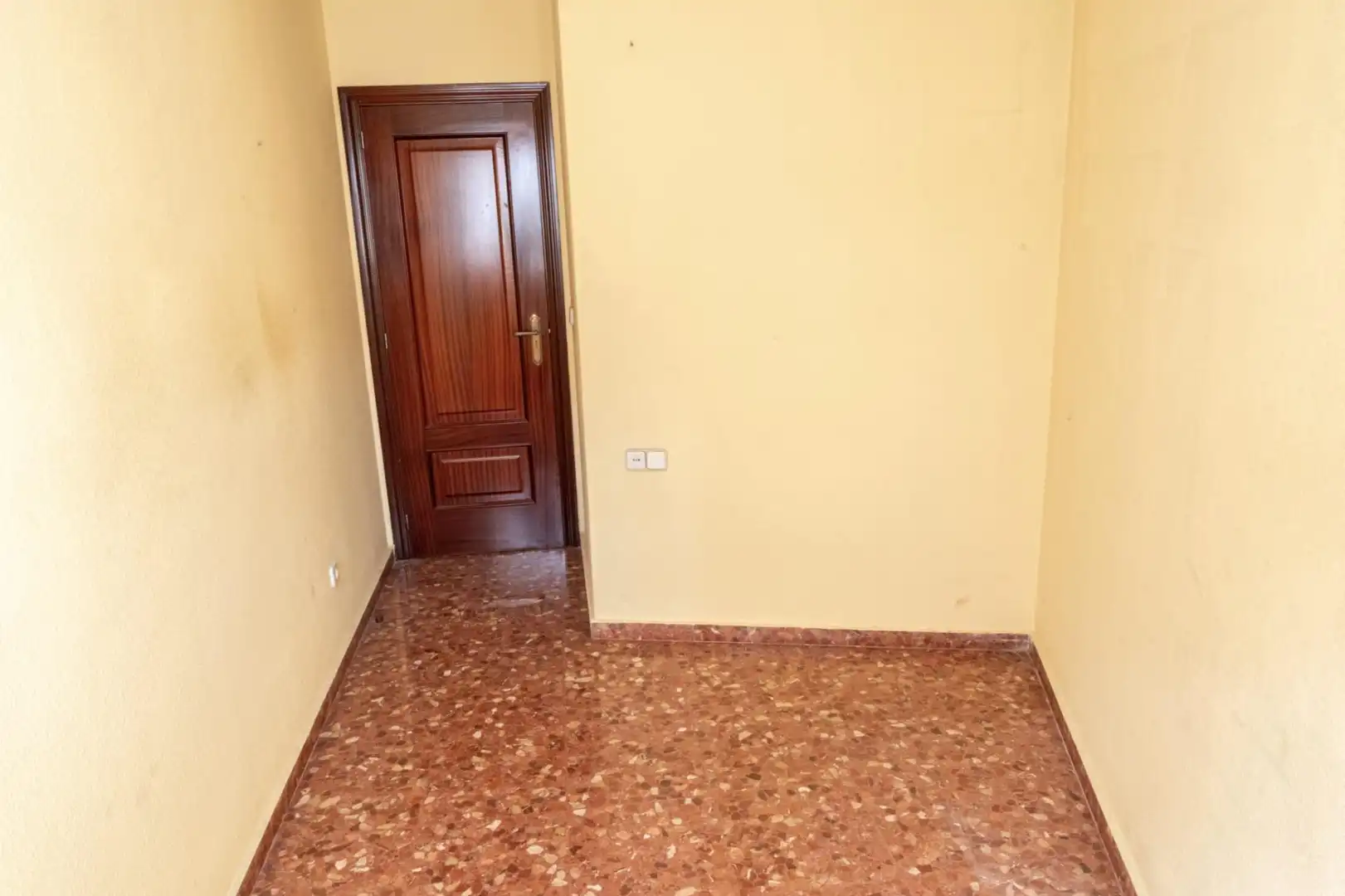 Duplexes for sale in Xirivella  with Air Conditioner