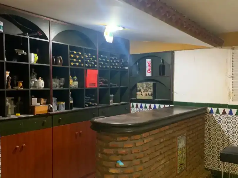 Casa o xalet en venda en Espartinas amb Aire condicionat, Jardí privat i Piscina