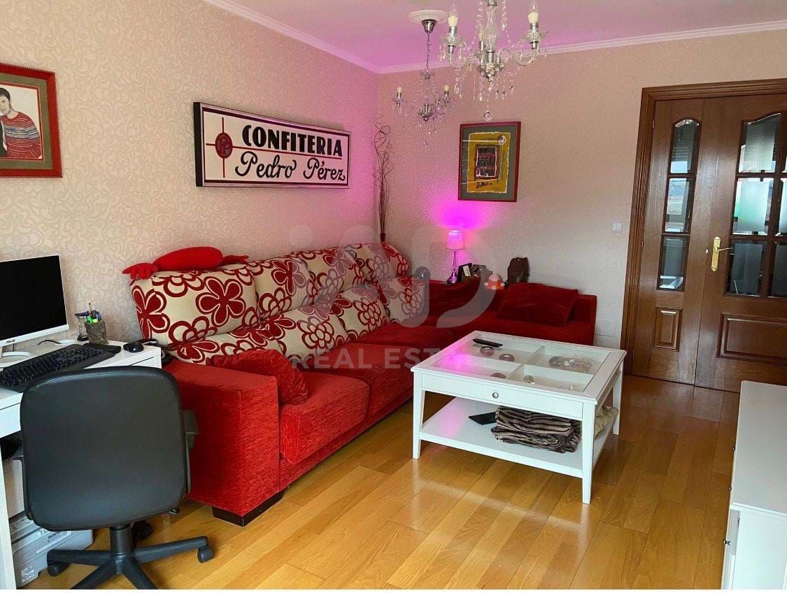 Living room of Duplex for sale in Villaquilambre  with Heating