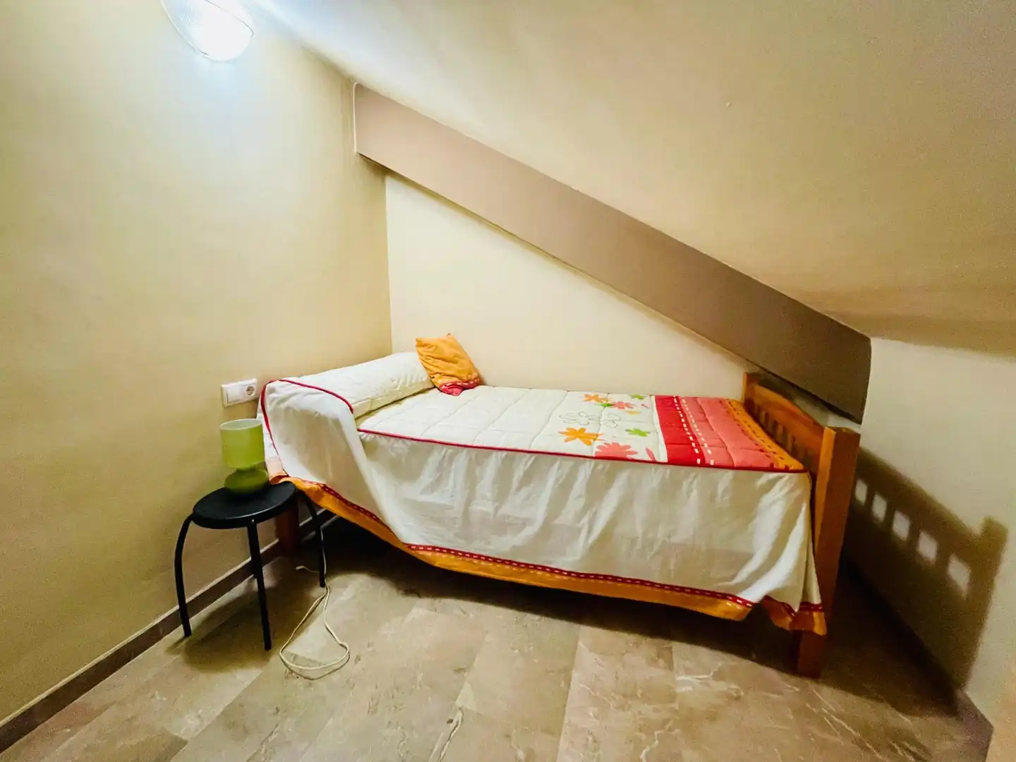 Dormitori de Dúplex en venda en Córdoba amb Calefacció, Terrassa i Balcó