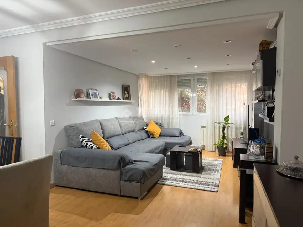 Wohnzimmer von Wohnung zum Verkauf in Madrid mit Klimaanlage und Heizung