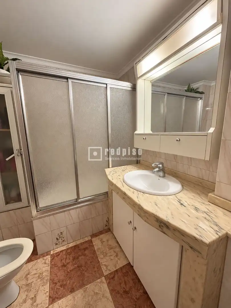 Bathroom of Flat for sale in Carretera de Cádiz