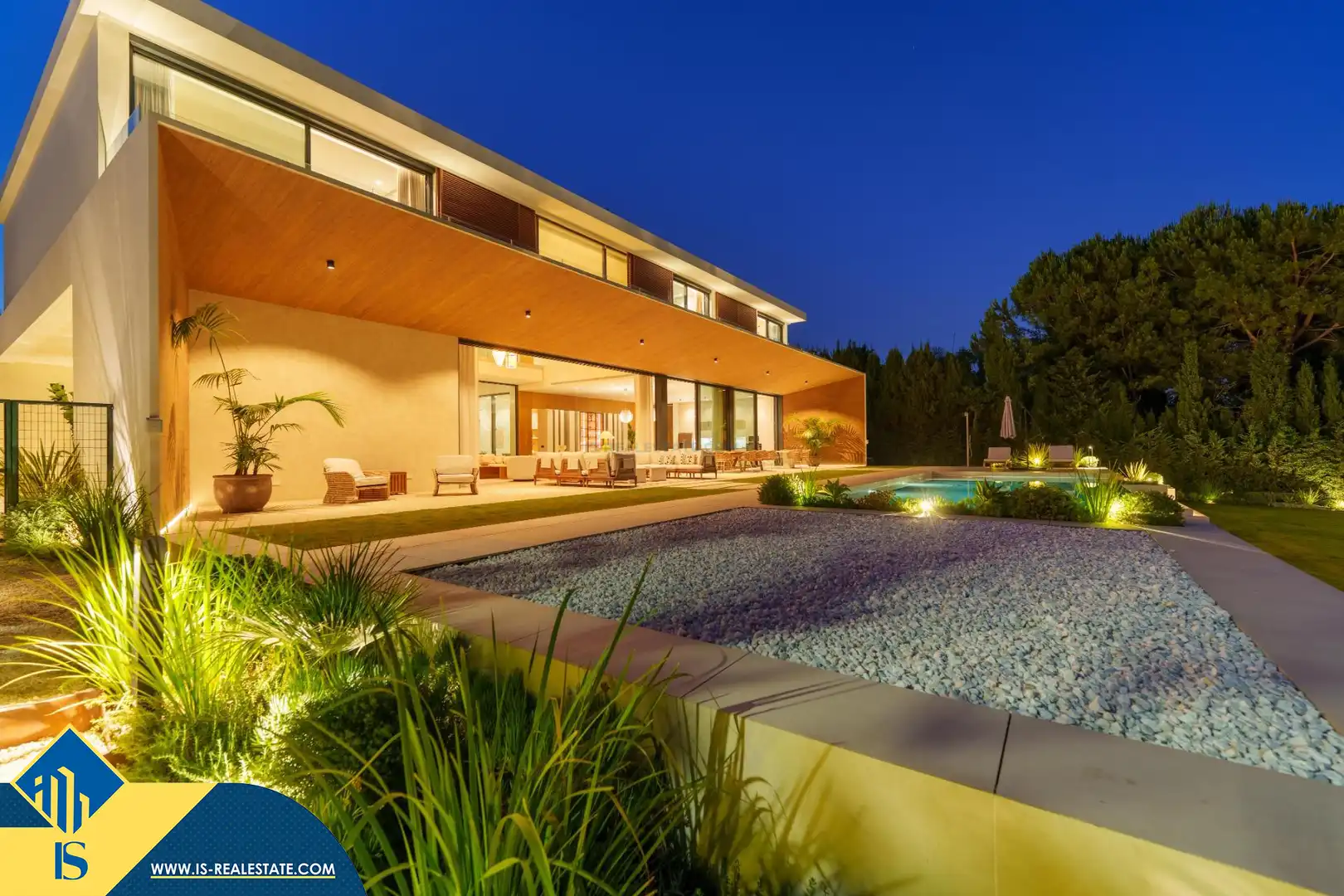 Haus mit Pool zum Verkauf in Nueva Andalucía