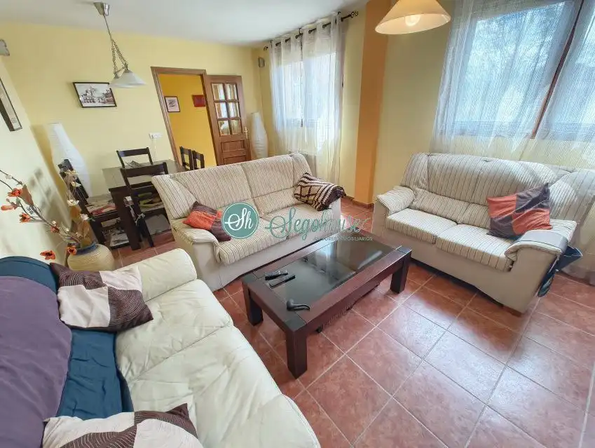Sala de estar de Casa o chalet en venta en San Cristóbal de Segovia con Calefacción, Jardín privado y Terraza