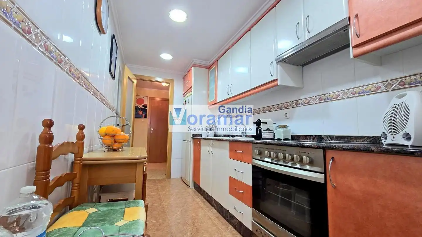 Küche von Wohnungen zum Verkauf in Gandia mit Klimaanlage, Terrasse und Möbliert
