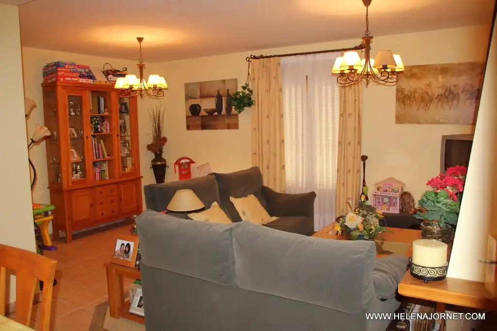 Sala d'estar de Casa o xalet en venda en Sant Feliu de Guíxols amb Calefacció