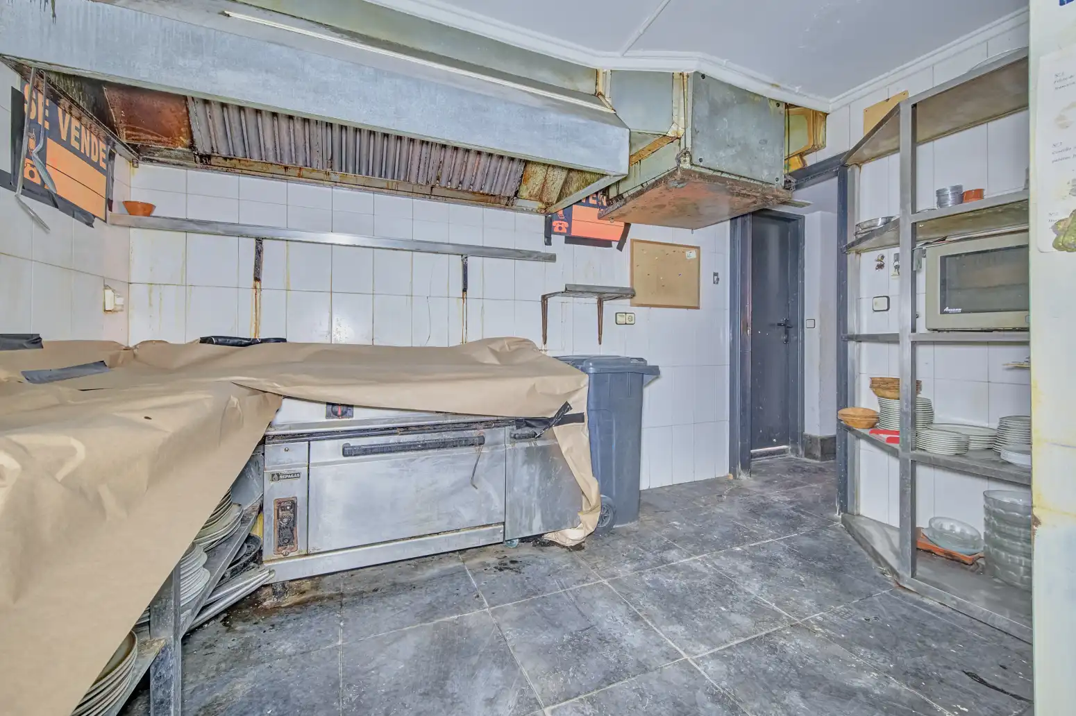 Kitchen of Flat for sale in Puente la Reina / Gares  with Heating, Parquet flooring and Terrace