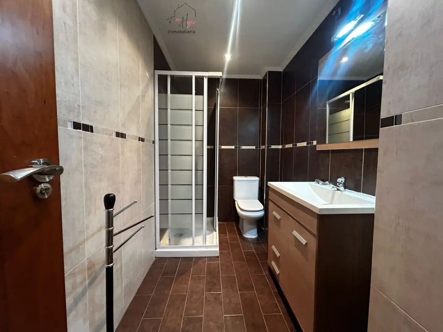 Bathroom of Flat for sale in Villares de la Reina  with Heating and Balcony