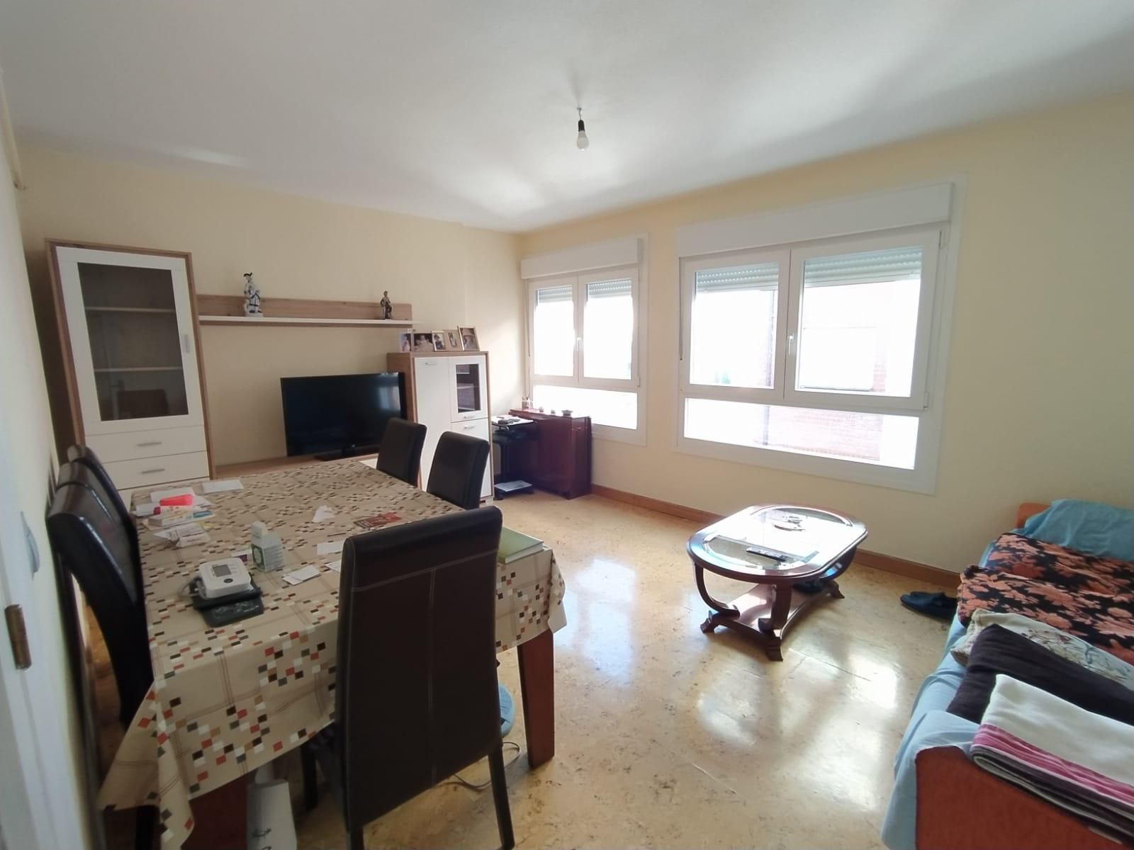 Living room of Flat for sale in Ponferrada  with Heating, Terrace and Storage room