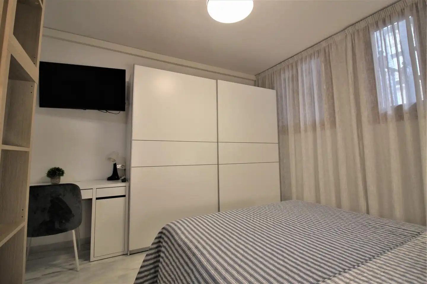 Bedroom of Flat for rent in Almería  with Air Conditioner, Furnished and Internet
