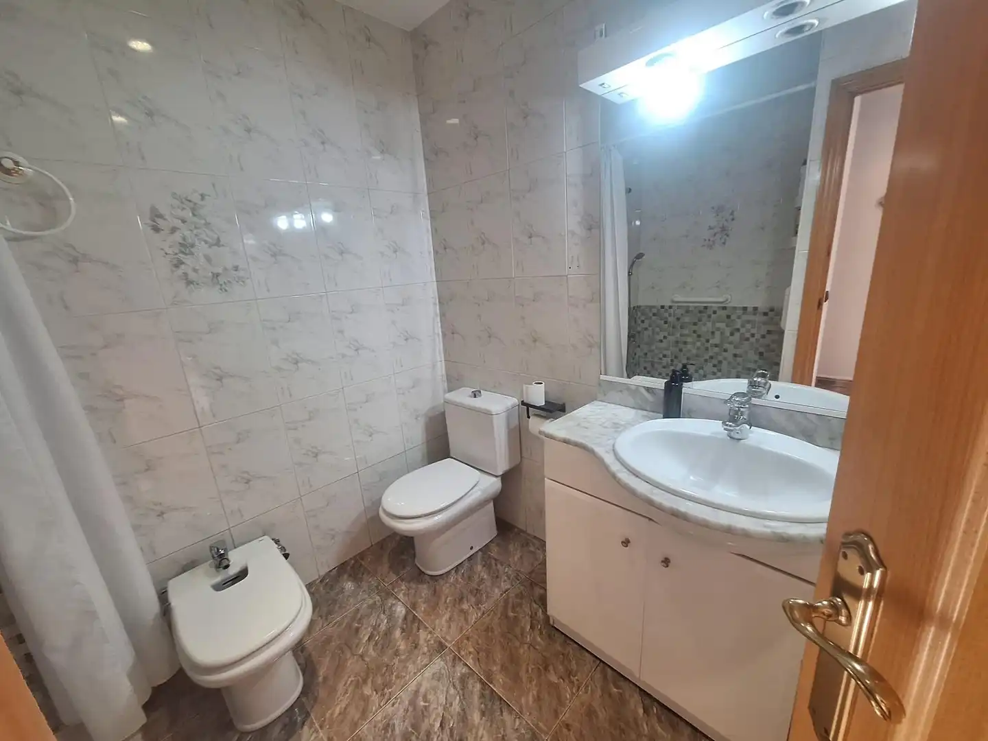Bany de Casa o xalet en venda en Sabadell amb Aire condicionat i Terrassa