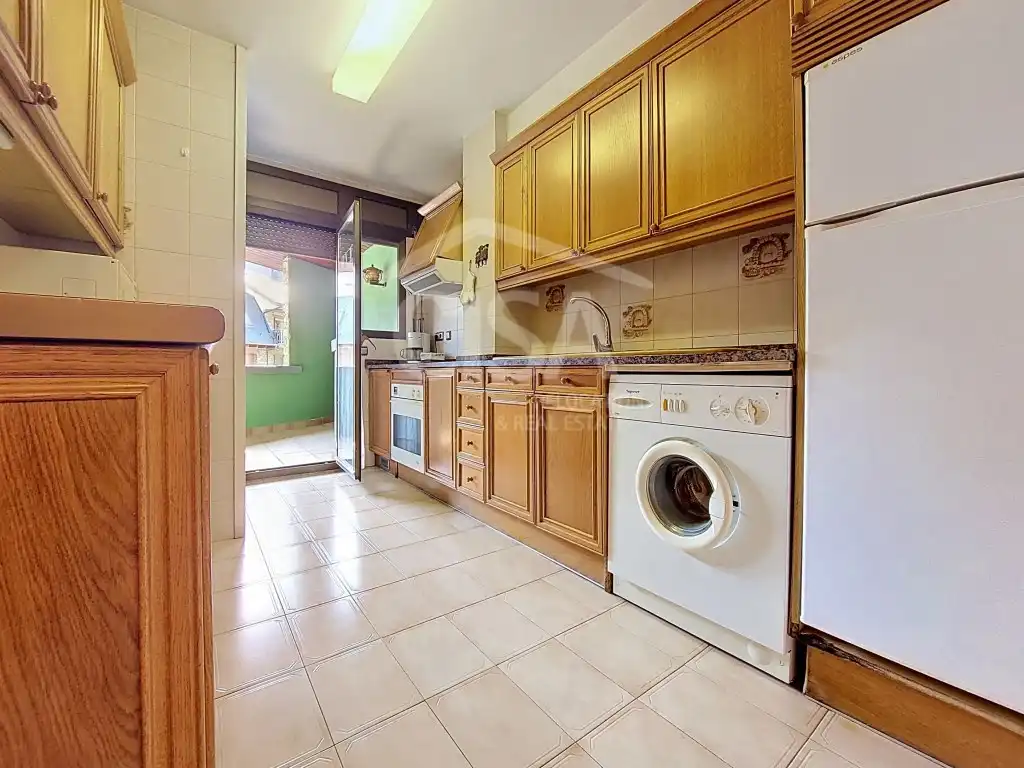 Cocina de Dúplex en venta en La Massana con Calefacción, Horno y Microondas