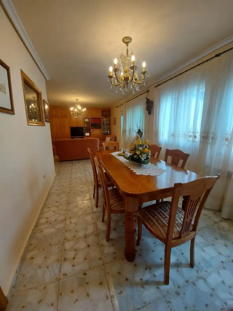 Comedor de Casa o chalet en venta en Toreno con Calefacción y Terraza