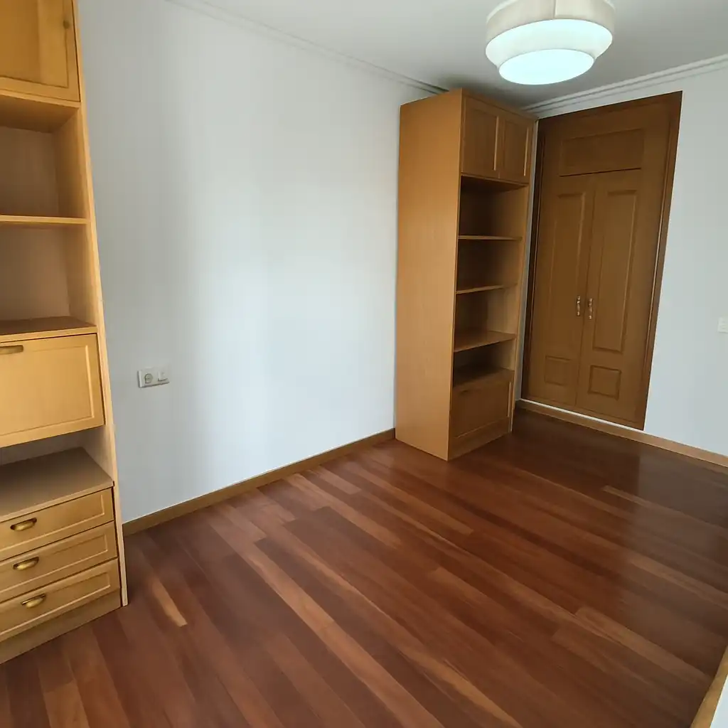 Schlafzimmer von Wohnung zur Miete in Centro