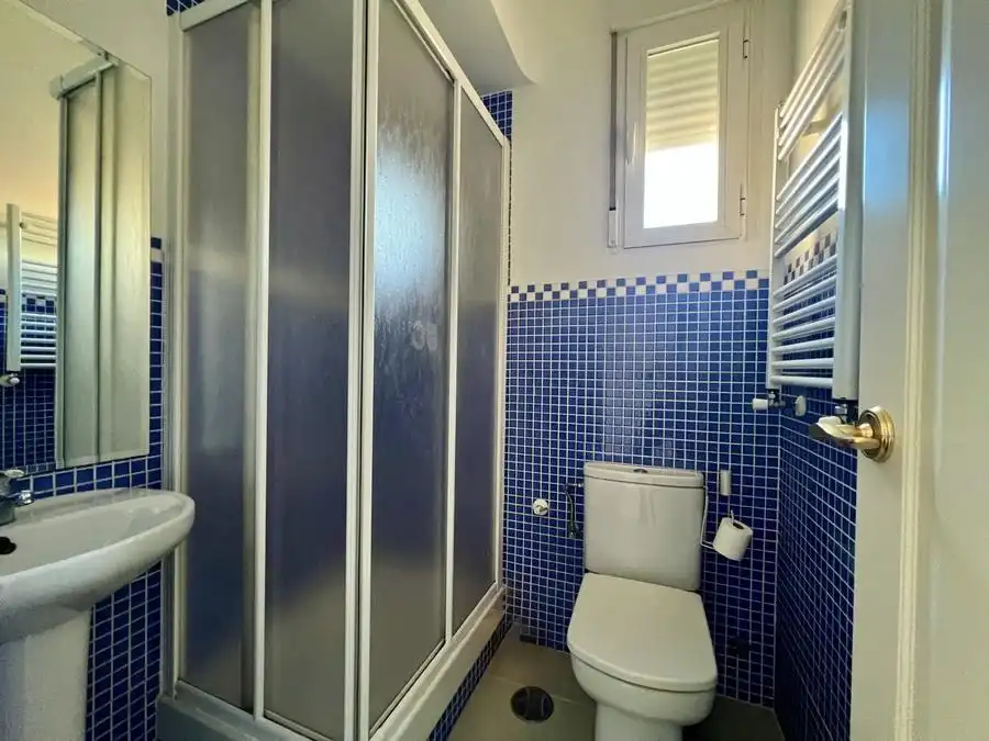 Bathroom of Flat for sale in Ciudad Lineal