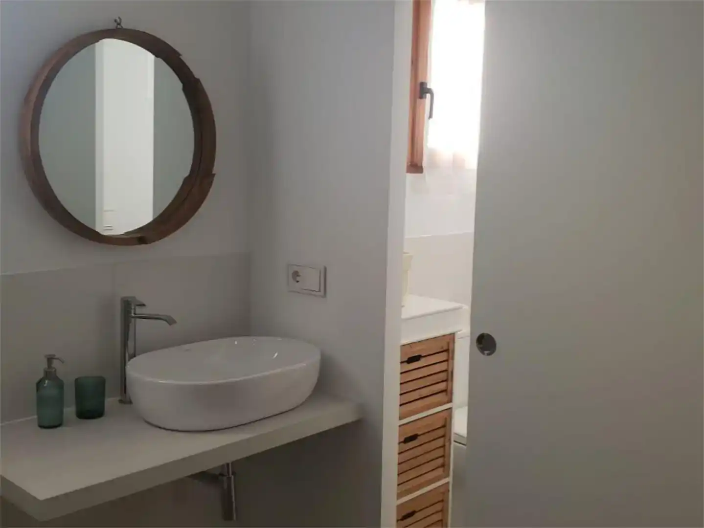 Badezimmer von Wohnung zur Miete in Altea mit Klimaanlage, Parkett und Möbliert