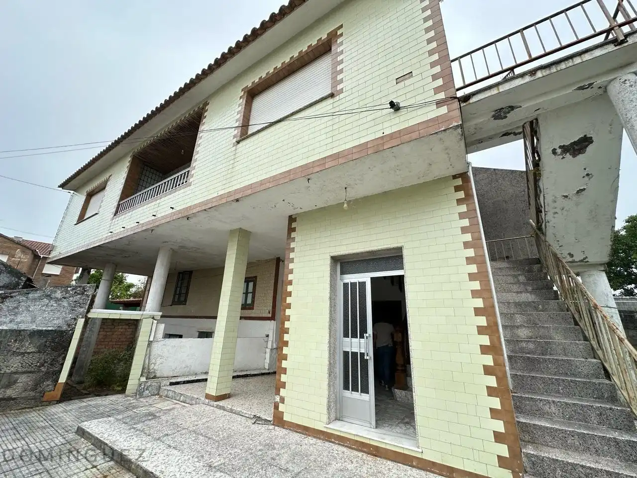 Vista exterior de Casa o xalet en venda en Marín amb Jardí privat i Traster