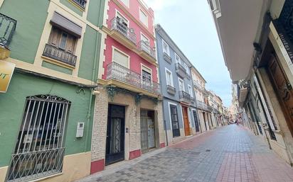 Vista exterior de Casa o xalet en venda en Alzira amb Terrassa