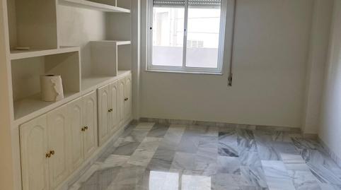 Foto 4 de Apartament de lloguer a Calle Calle Isabelita Ruiz, Plaza de Toros, Jerez de la Frontera