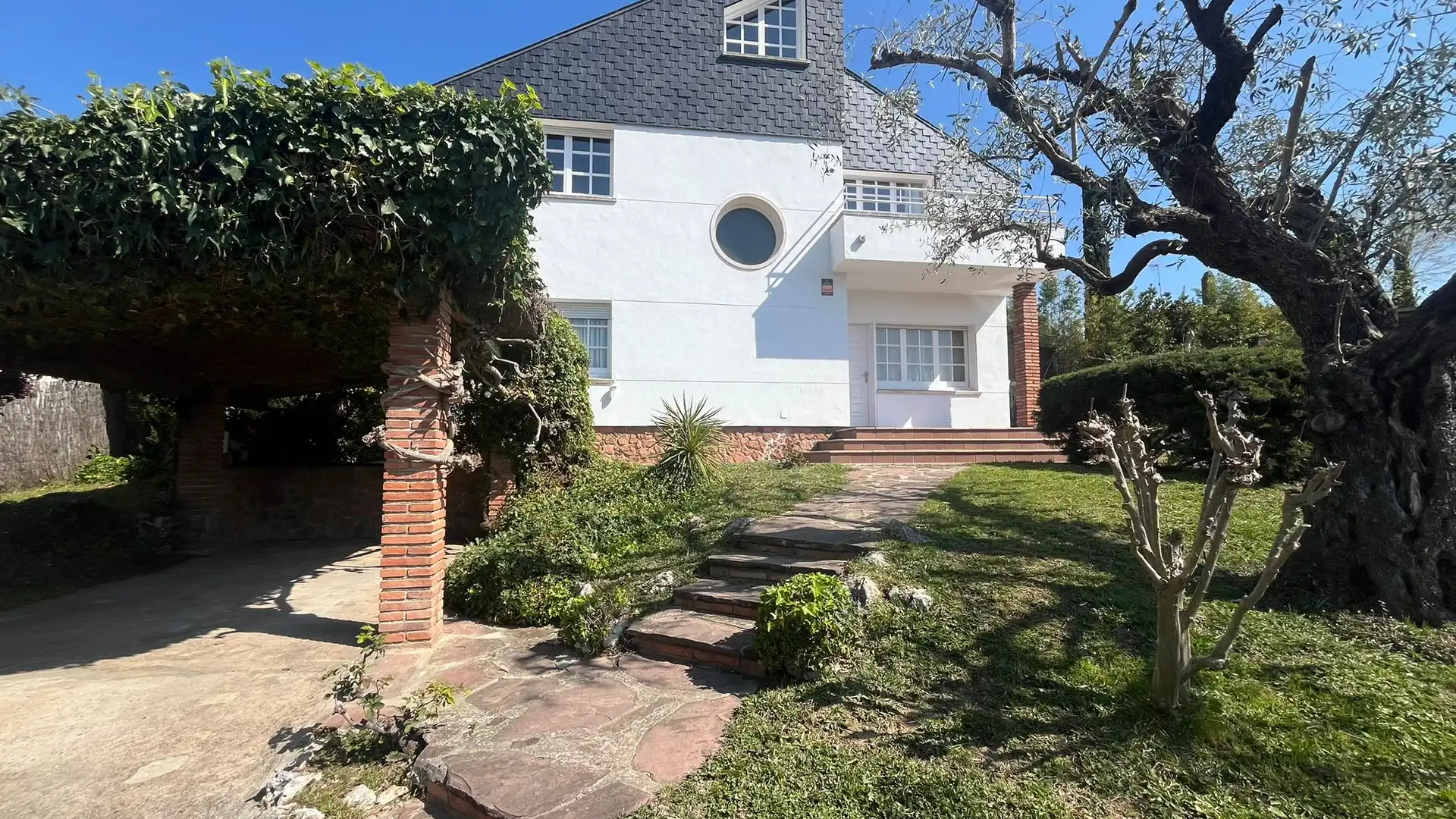 Vista exterior de Casa o xalet en venda en Breda amb Calefacció