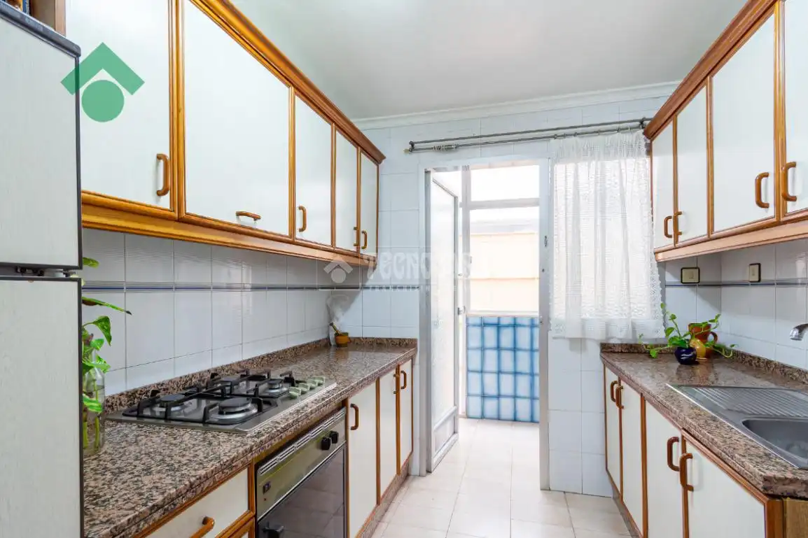 Küche von Wohnung zum Verkauf in Almuñécar mit Möbliert und Balkon