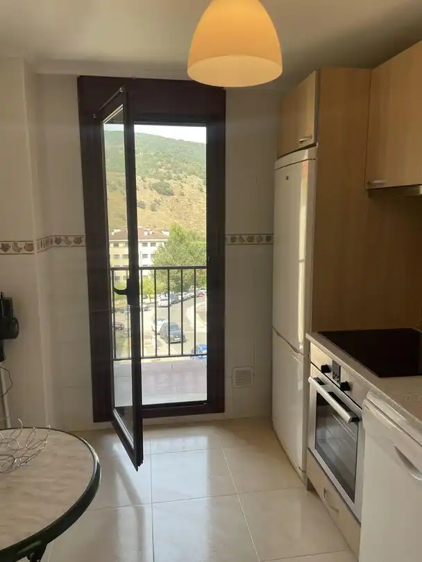 Küche von Wohnung zur Miete in Zorraquín mit Heizung, Privatgarten und Terrasse