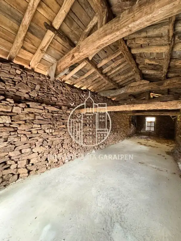 Edifici en venda en Elduain