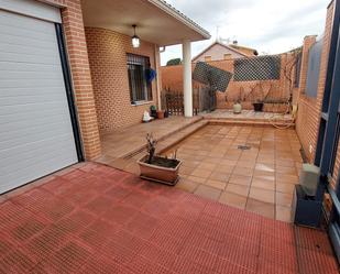 Terrassa de Casa o xalet en venda en San Martín de la Vega amb Aire condicionat, Calefacció i Jardí privat
