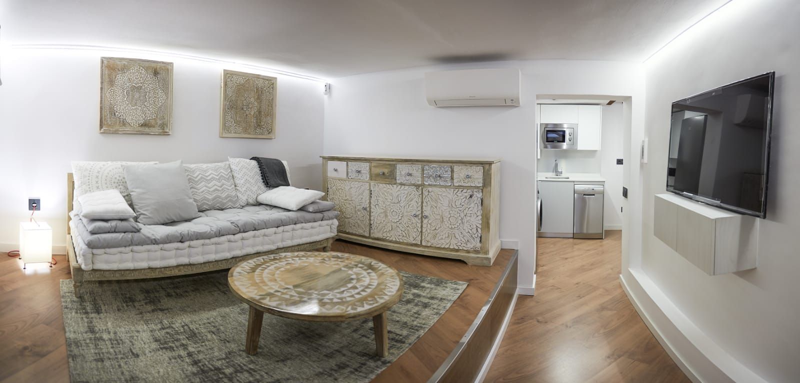 Flat for sale in Calle de la Torrecilla del Leal, Embajadores - Lavapiés, Centro,  Madrid Capital
