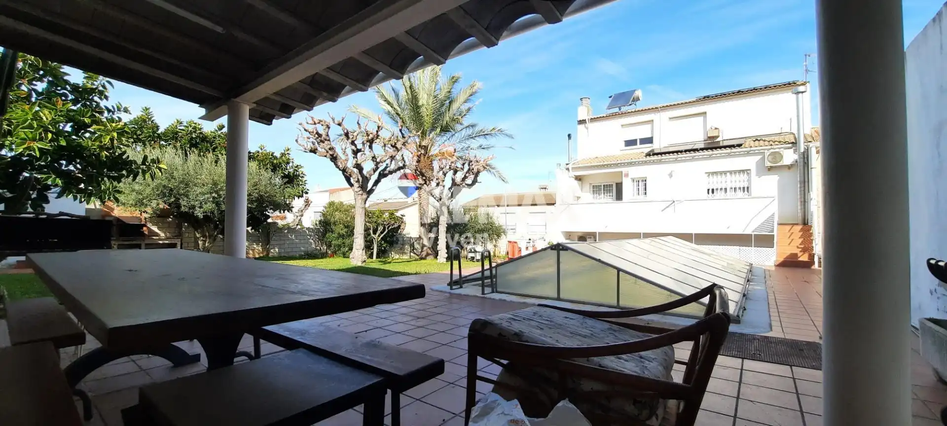 Terraza de Casa adosada en venta en Vilanova i la Geltrú con Aire acondicionado, Jardín privado y Terraza