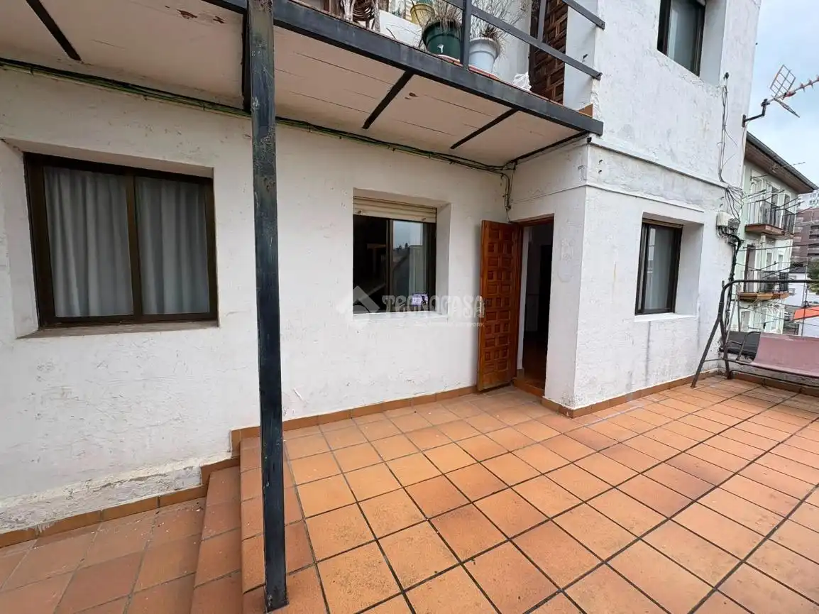 Casa con jardín en venta en C. León Felipe, imagen 7